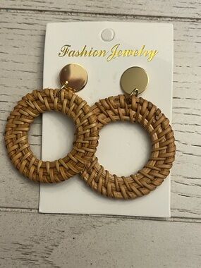 Gold and Tan Woven Rattan Hoop Earrings